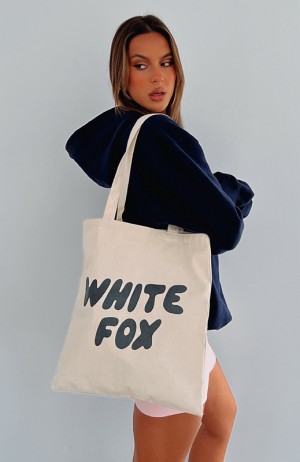 Women's White Fox Main Moment Tote Bag Cream / Grey | TGYM-32097