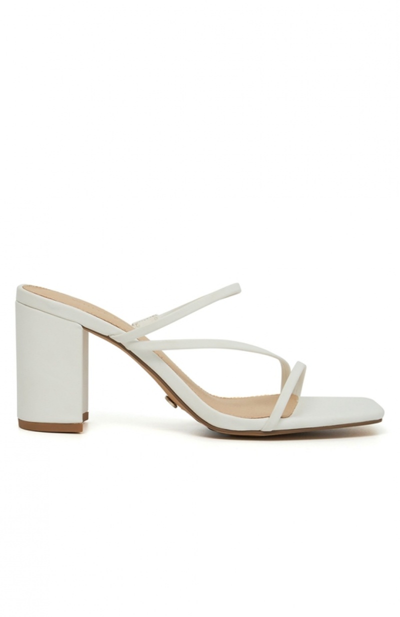 Women's White Fox All You Wanted Mules White | GSAT-42396