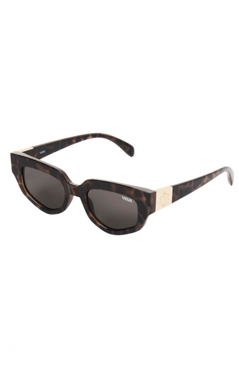 Women's White Fox Amalfi Sunglasses Black | ULGW-65170