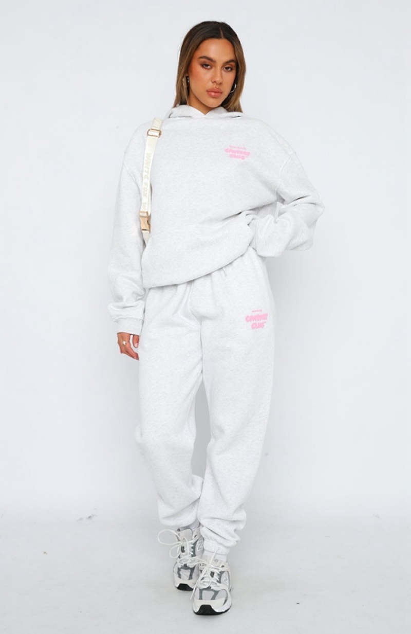 Women's White Fox Comfort Club Sweatpants White | QLIP-82597