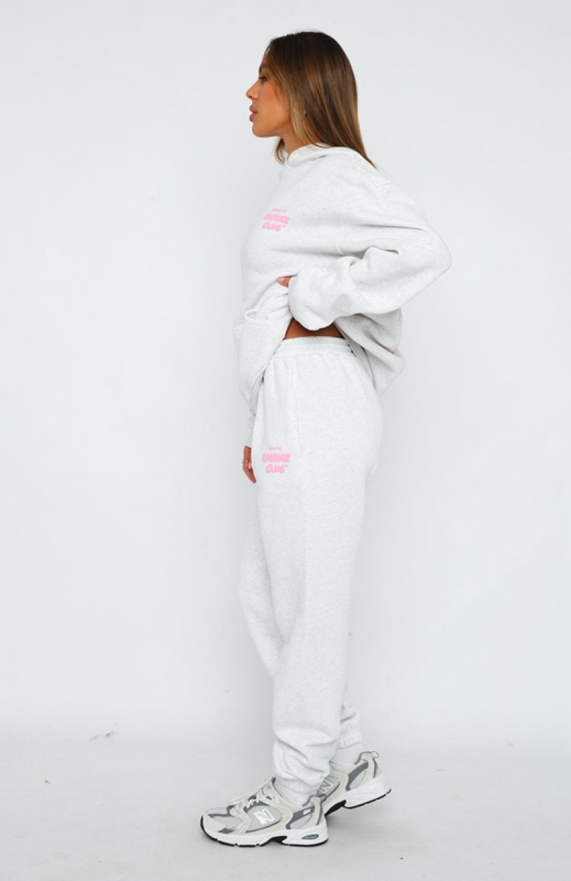 Women's White Fox Comfort Club Sweatpants White | QLIP-82597