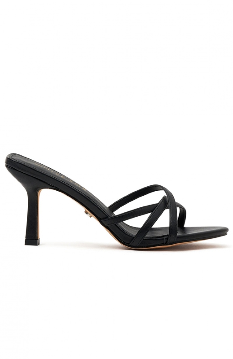 Women's White Fox Fiamma Heels Black | TRKE-81572