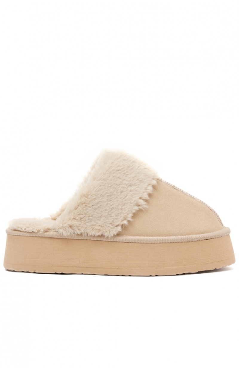 Women's White Fox Keep My Head High Slides Cream | DXUA-34792