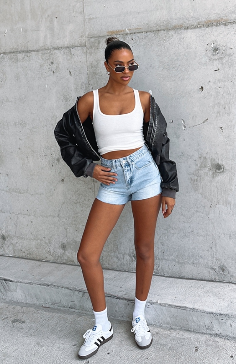 Women\'s White Fox Look Like That High Waisted Denim Shorts Blue | BULV-71526