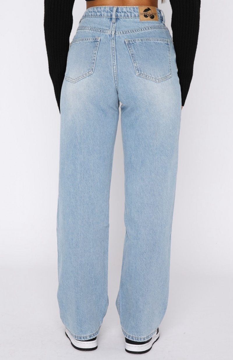 Women's White Fox One Call Away High Rise Straight Leg Jeans Blue | UOVE-84912