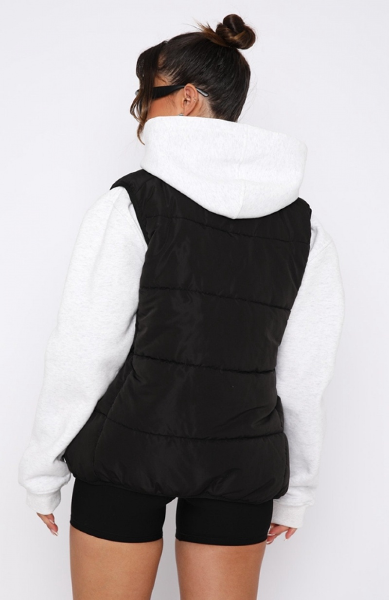 Women's White Fox Outside The Lines Puffer Vest Black | BHJT-38965