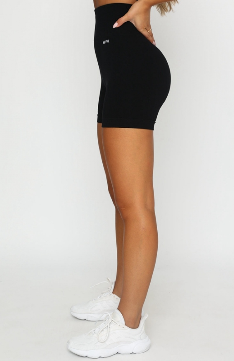 Women's White Fox Seamless High Waisted Shorts Black | MSYW-80217