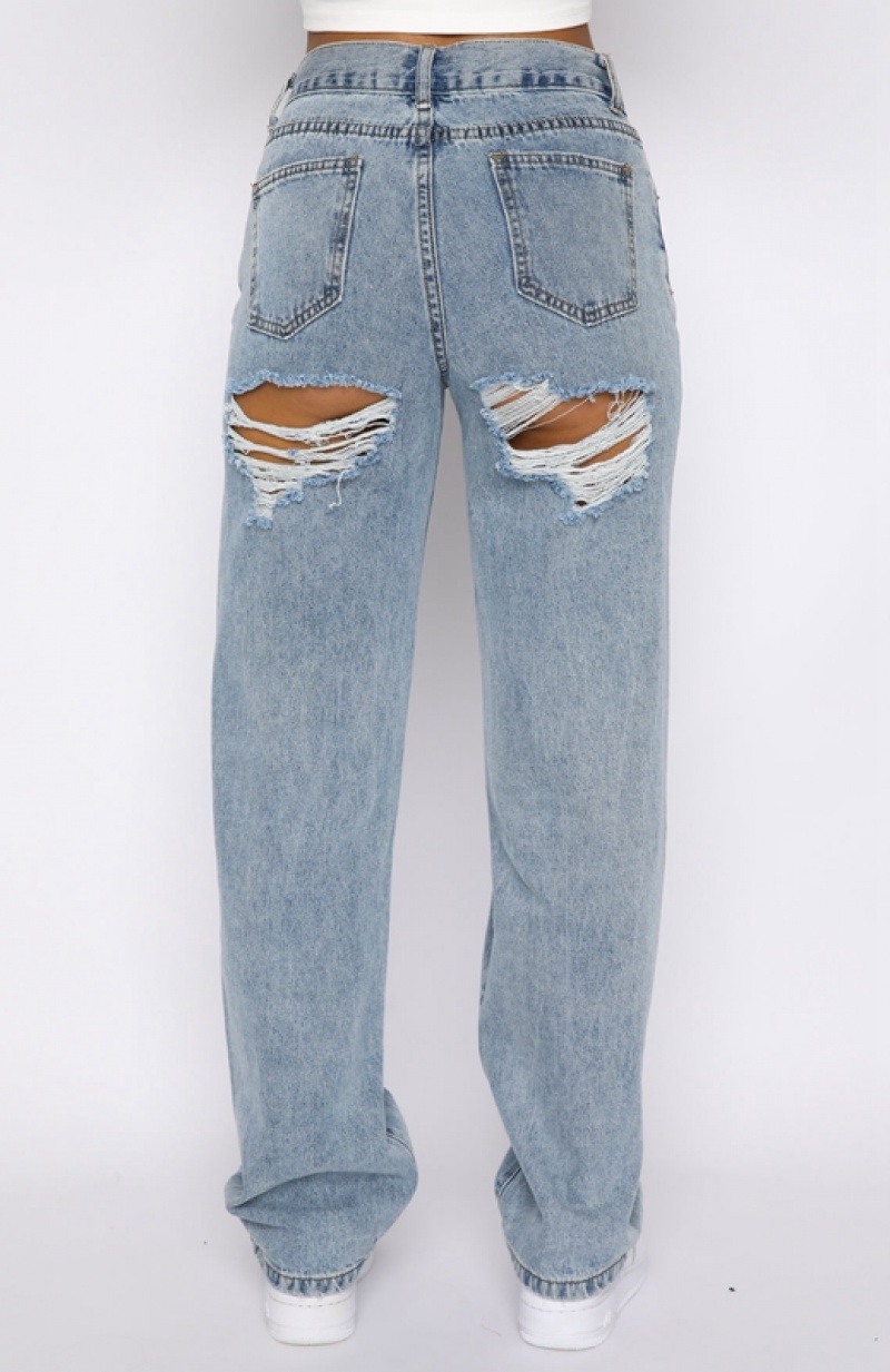 Women's White Fox Taking A Trip Mid Rise Straight Leg Jeans Blue Wash | DSNJ-57389